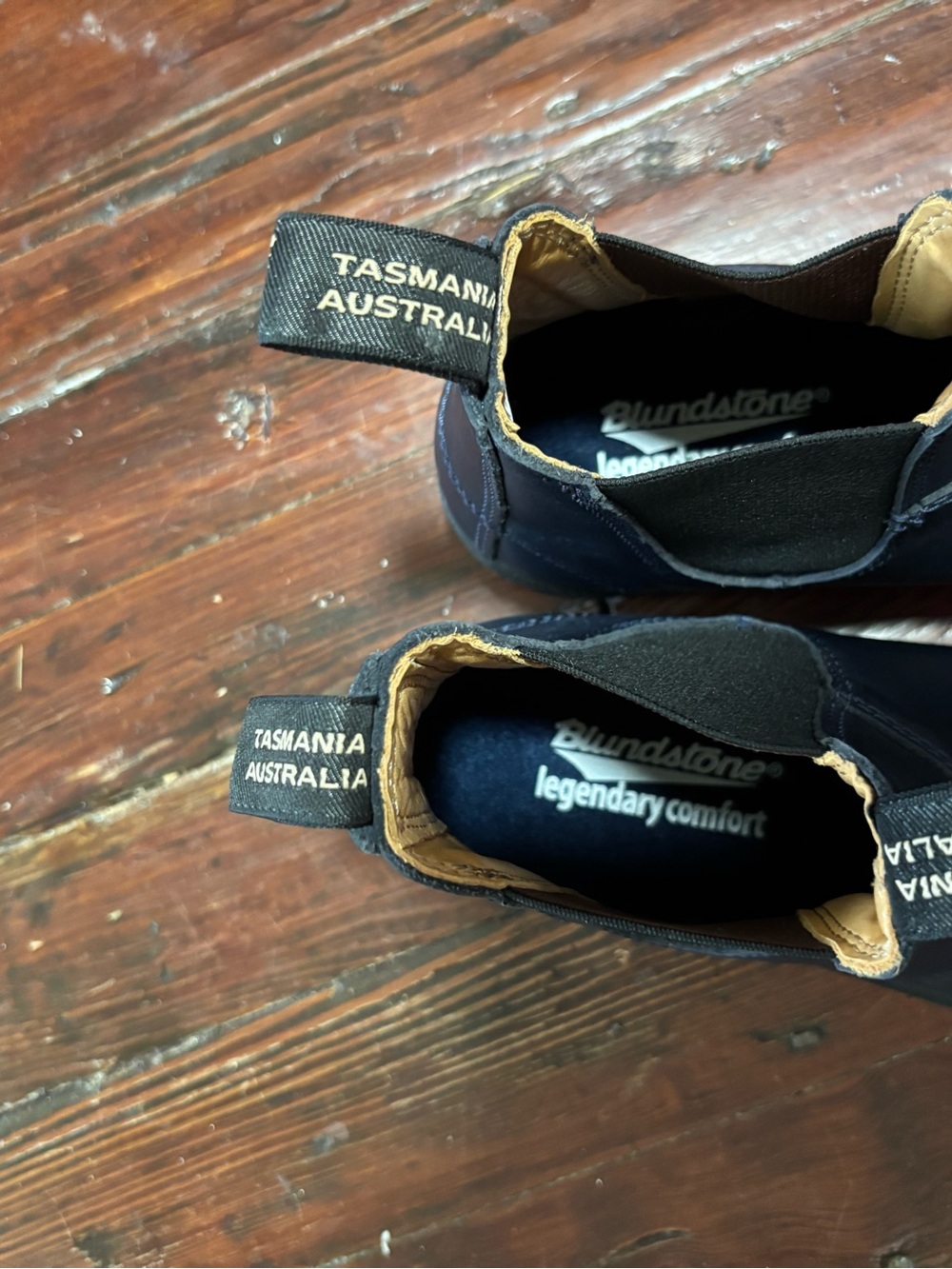 Like new Blundstone 2246 in Classic Navy, US Women’s 8 - Picture 8 of 8